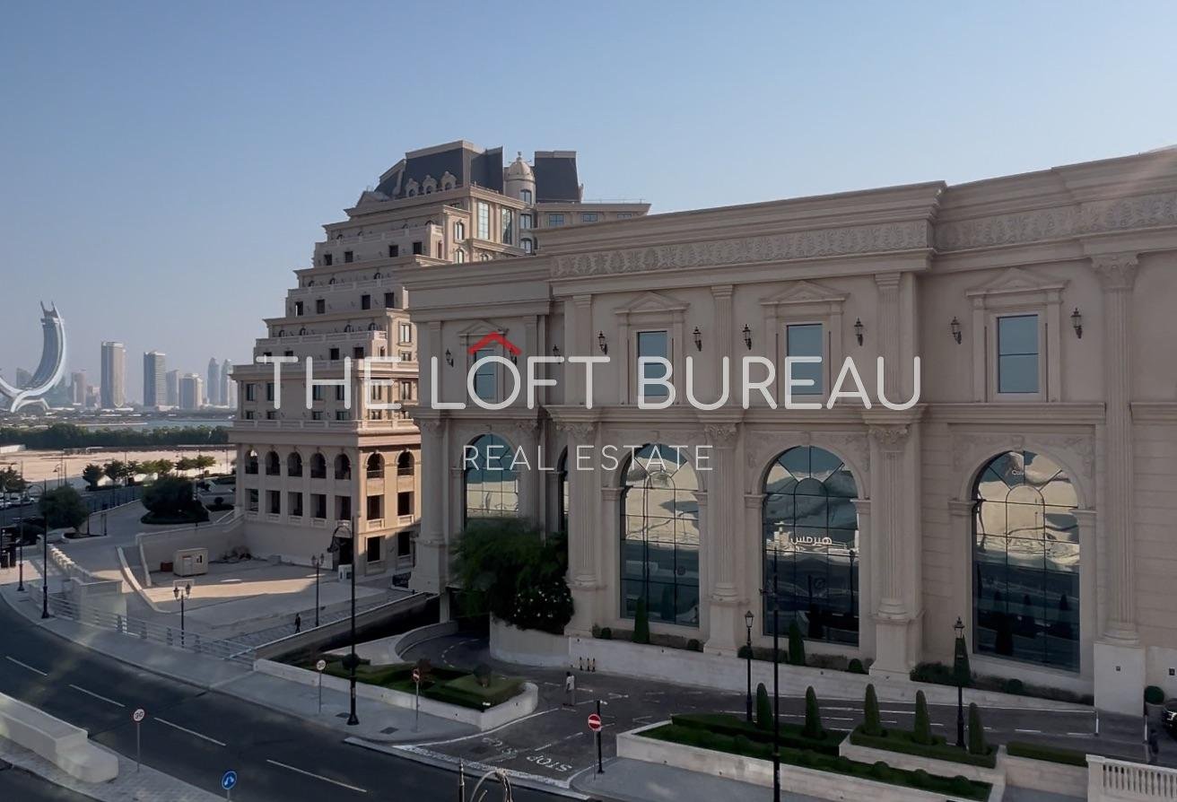 LUXURY 1BHK WITH BIG BALCONY AND VENDOME MALL VIEW