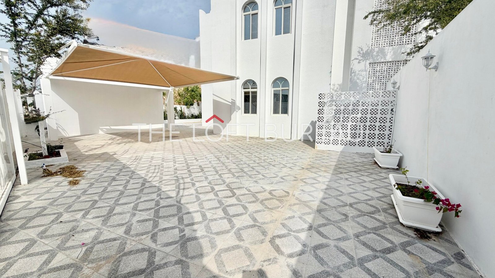 Luxury 5BR Villa | Private Pool| Driver room