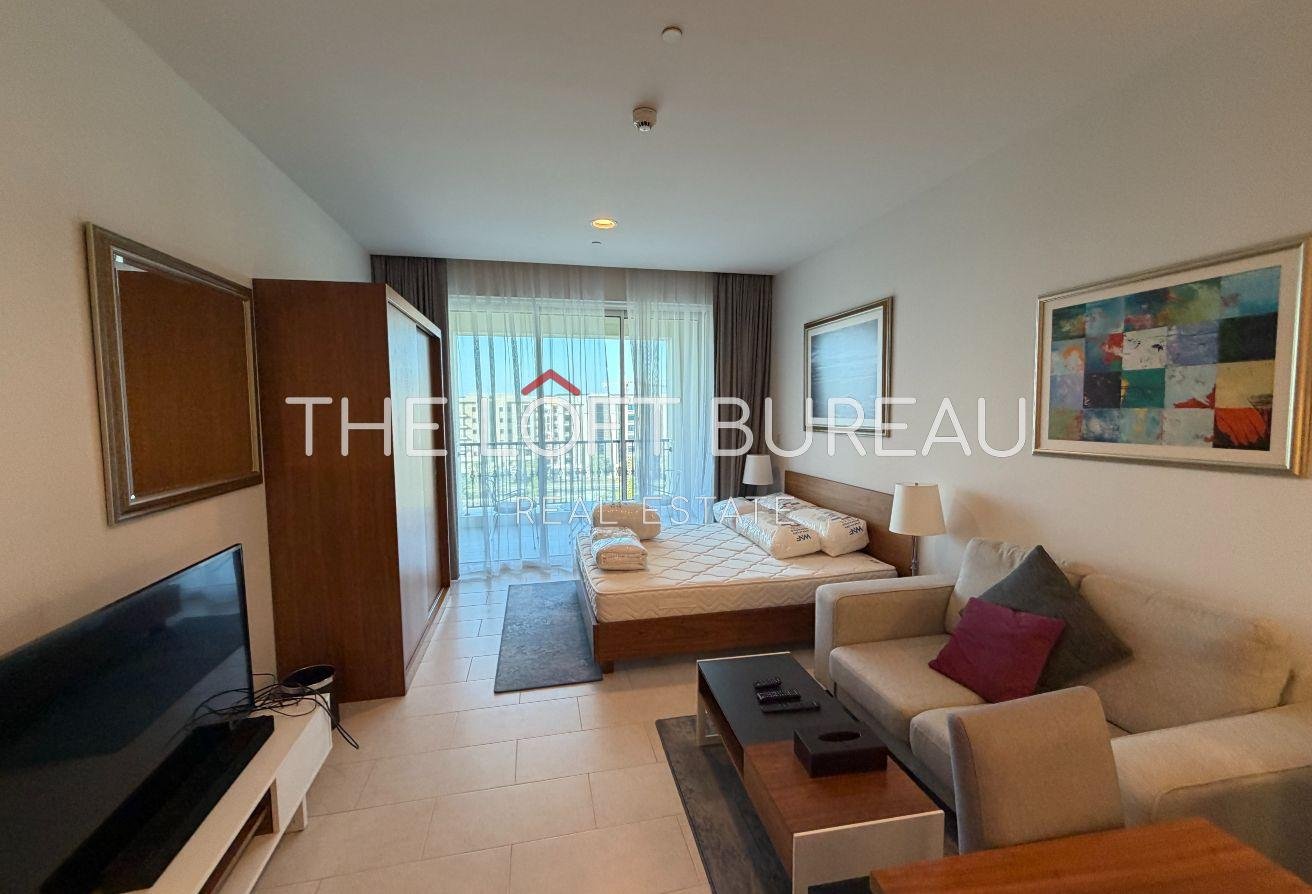 Modern FF Studio | Beach Access | All INCLUDED