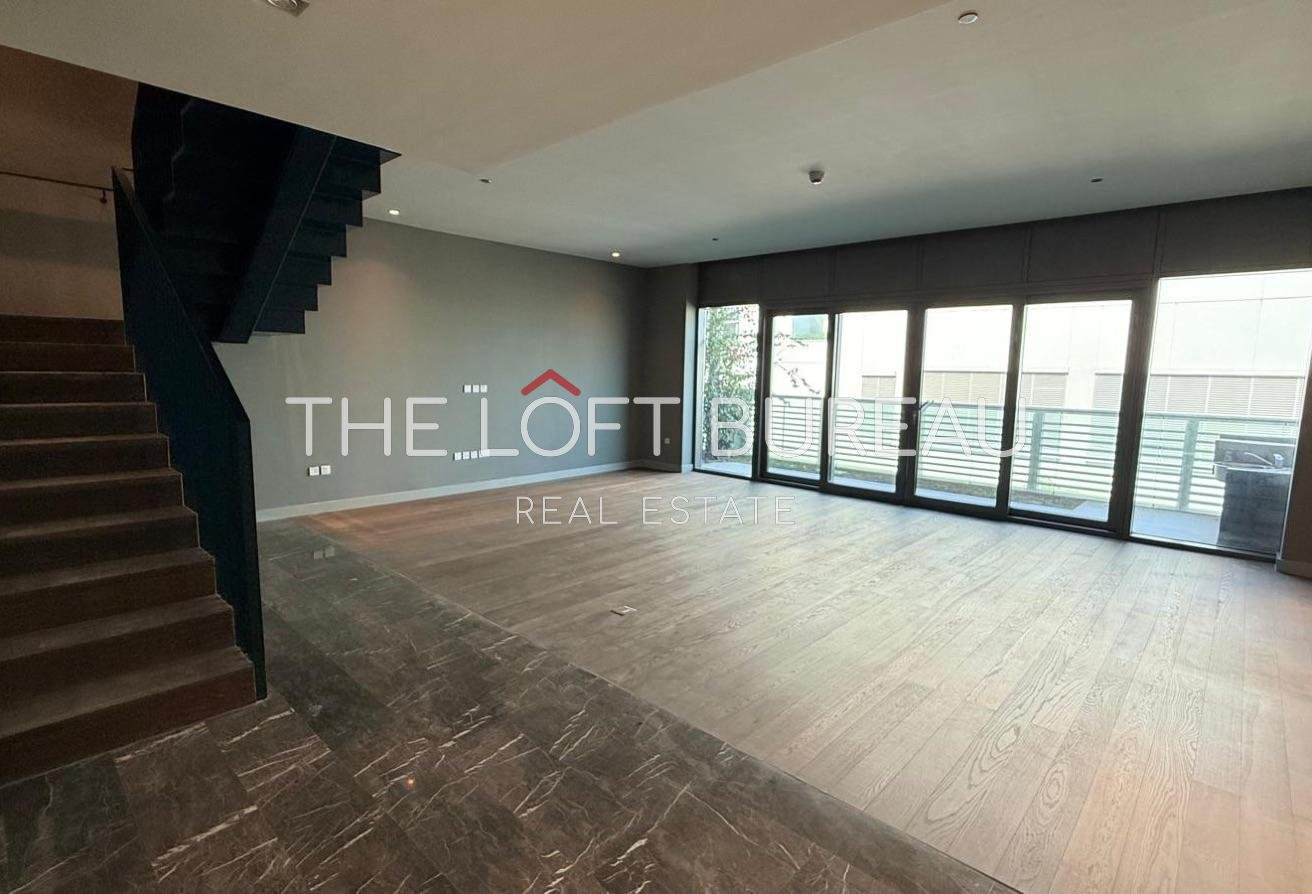 NO Commission! 3BR+Maid Town House 4Y Payment Plan