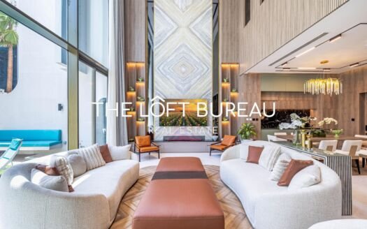 Freehold | Swimming Pool | Luxurious | 5 BHK Villa