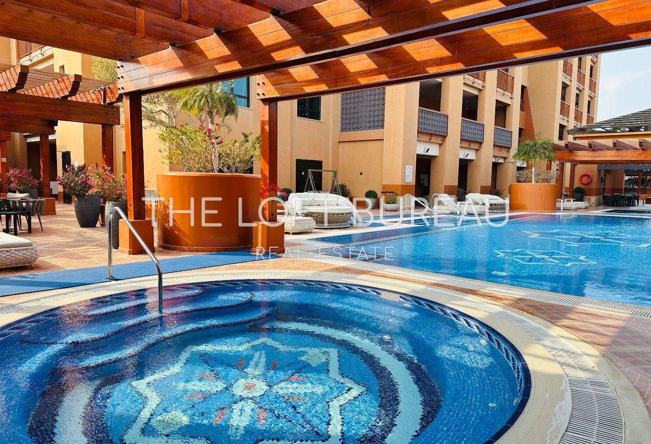 BILLS INCLUDED|WATER VIEW|RARE UNIT|LOW RENT