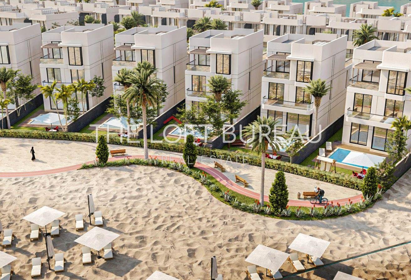 BEACH VILLA| 5BR +MAID| 2%DP| PP TILL END 2034|