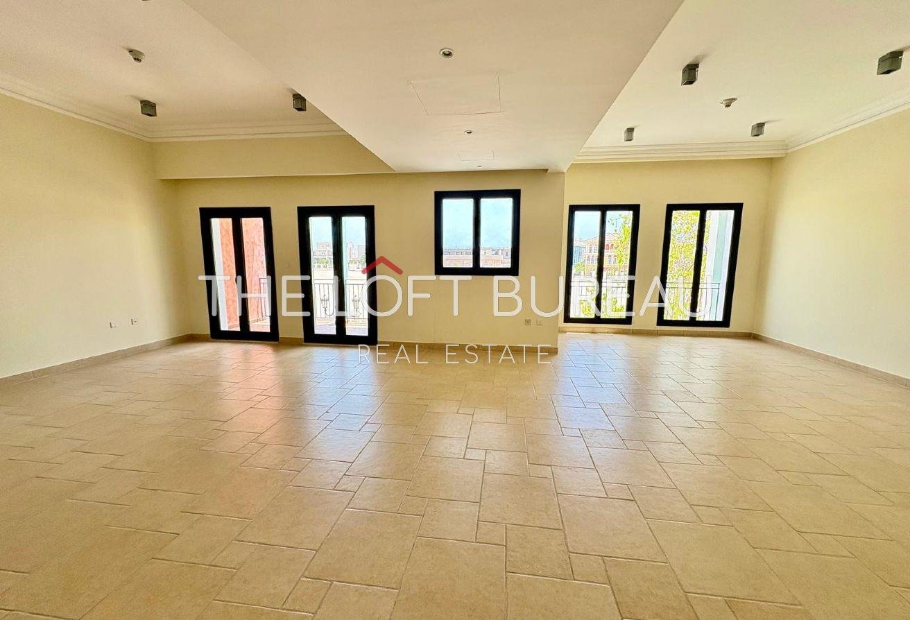 No Agency Fee | 2BR Casa Venezia| Sea View | 5Y PP