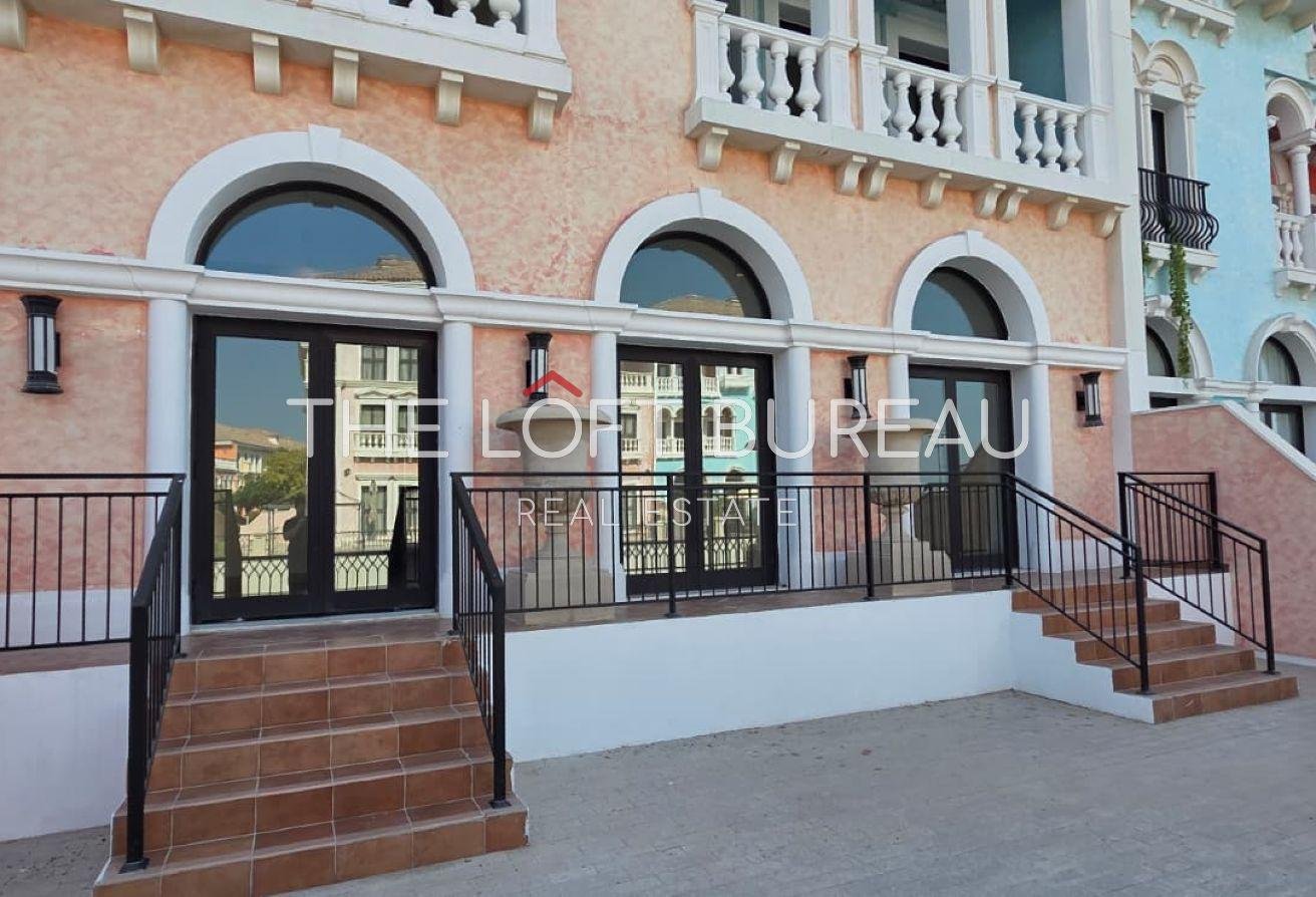 QQ CASA |TRIPLEX TOWNHOUSE | CORPORATE DISCOUNT