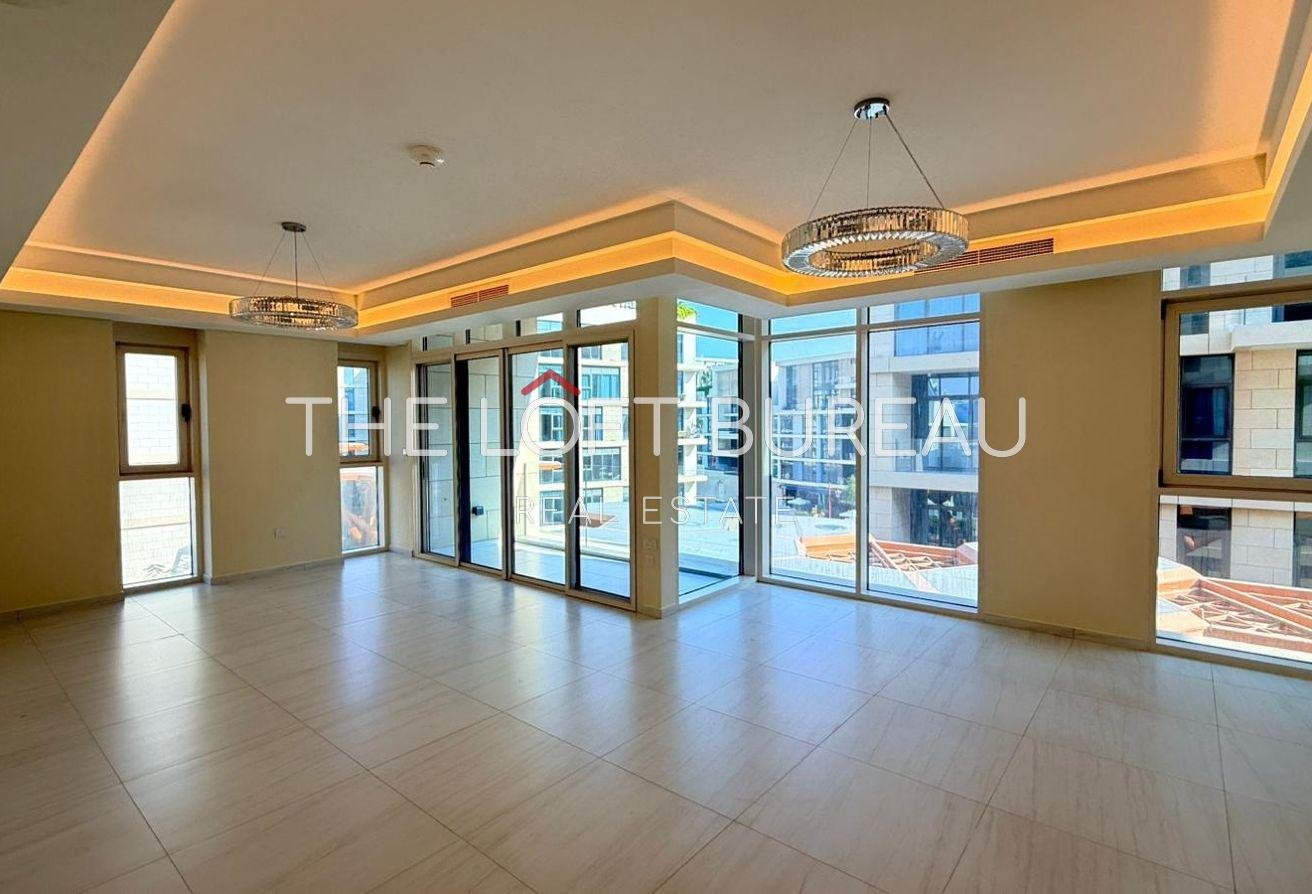 No Commission!Only 7,69% DP!2BR+Maid!Ready to Move