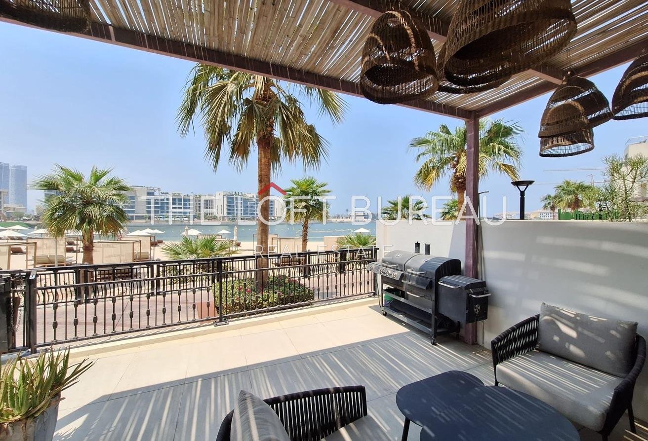 Amazing | 3BR Townhouse | Sea View