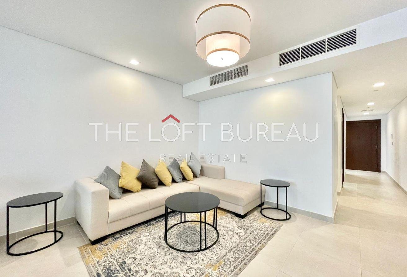 HIGH FLOOR | STUDIO || FULLY FURNISHED | SIDE VIEW