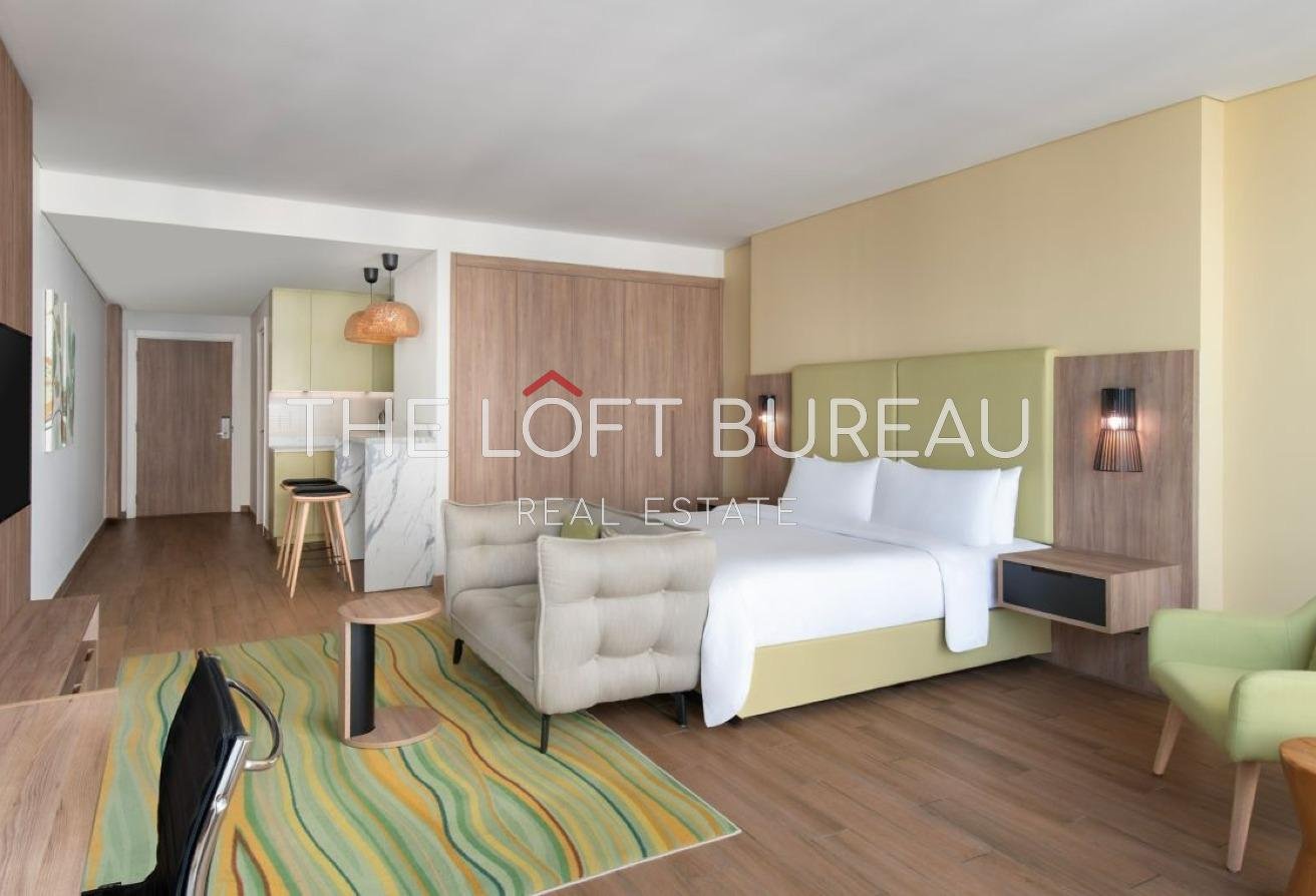 Home 8 SERVICED STUDIO | BILLS INCLUDED | BEACH ACCESS