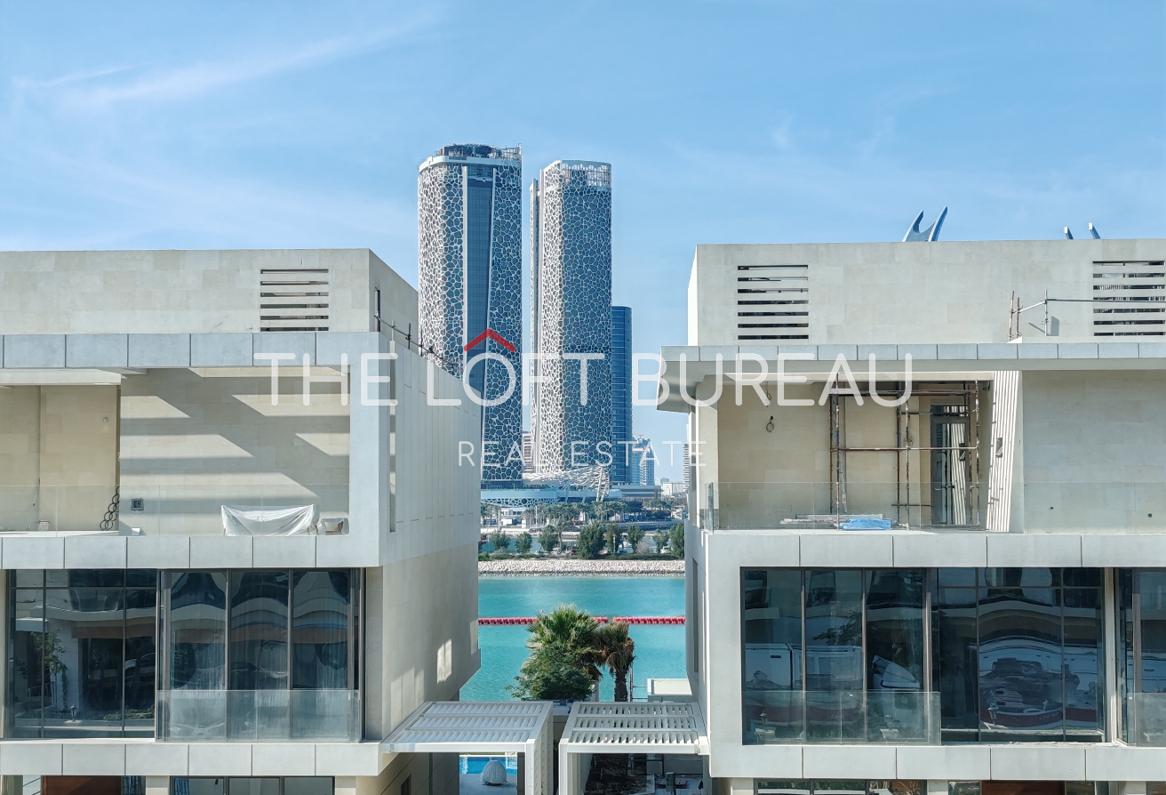FreeHold| 10%DP|Crystal| GEWAN ISLAND| 2BHK+Maid|