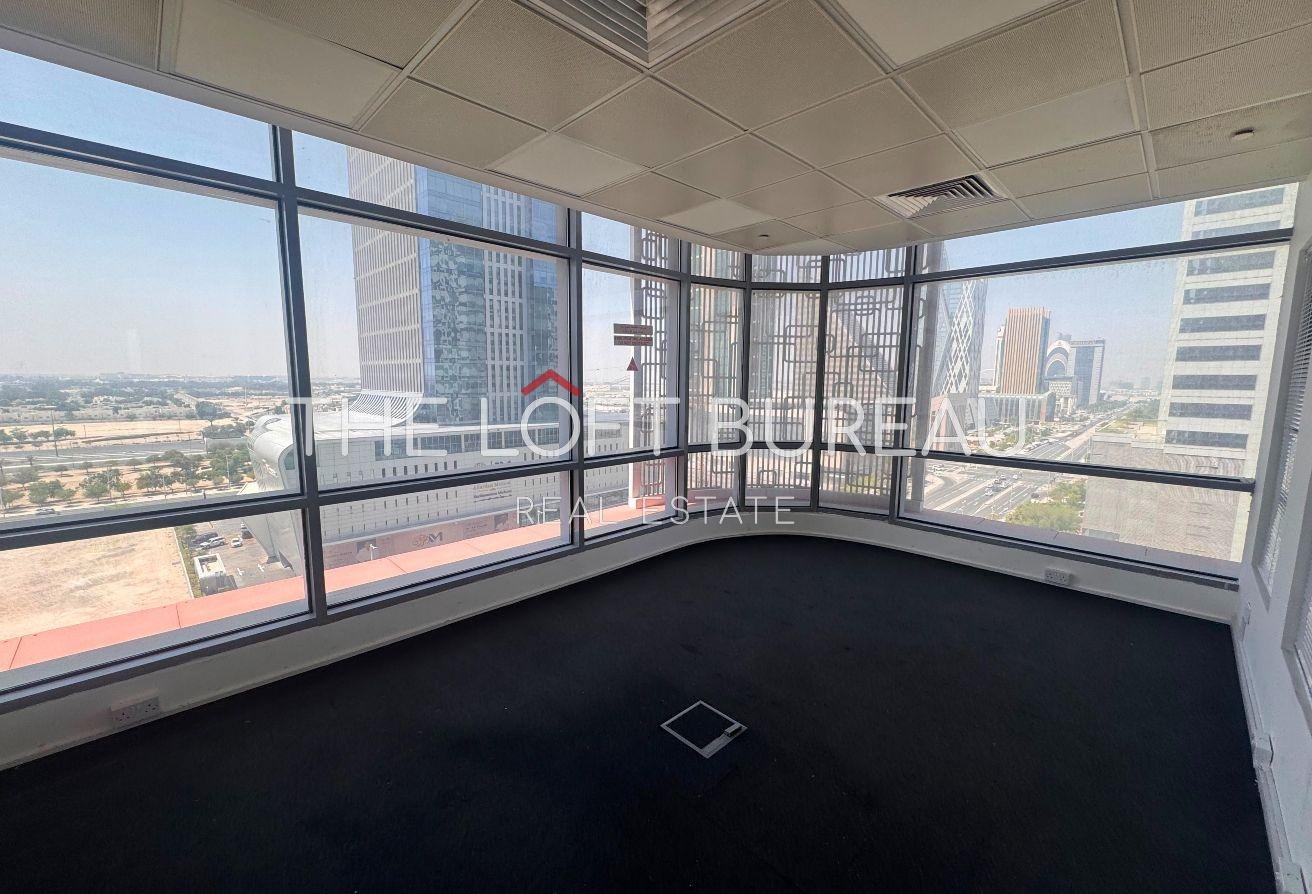 2 MONTHS FREE FULLY FITTED OFFICE HIGH FLOOR