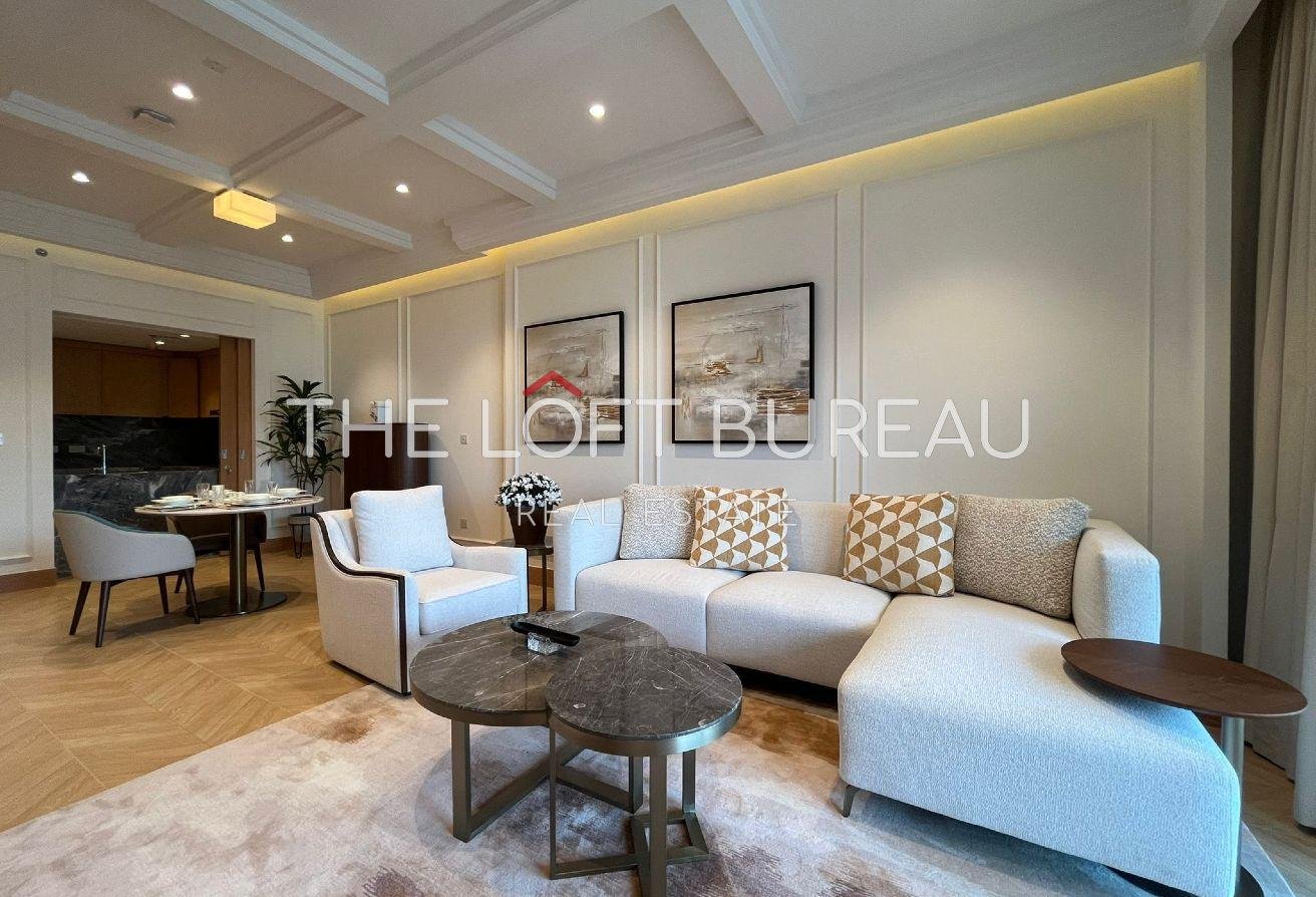 VIBRANT 1 BD APARTMENT || POOL VIEW || FURNISHED