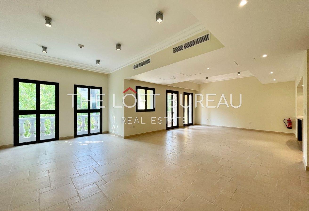 NO COMMISSION I 2 BR DUPLEX TOWNHOUSE I BEACH SIDE