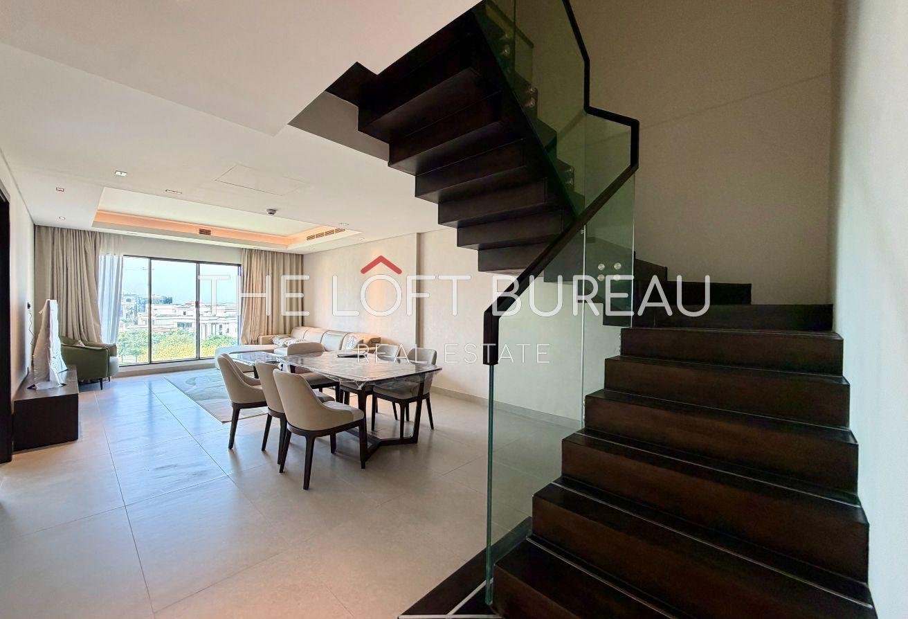 Luxury FF 2BR Duplex | Sea View | Signature Unit