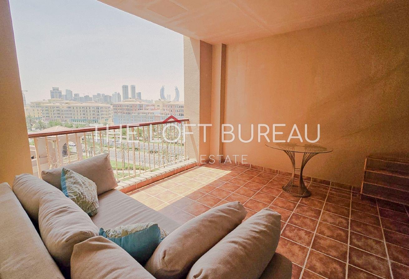 Very Spacious Furnished 1 BR with Big Balcony!