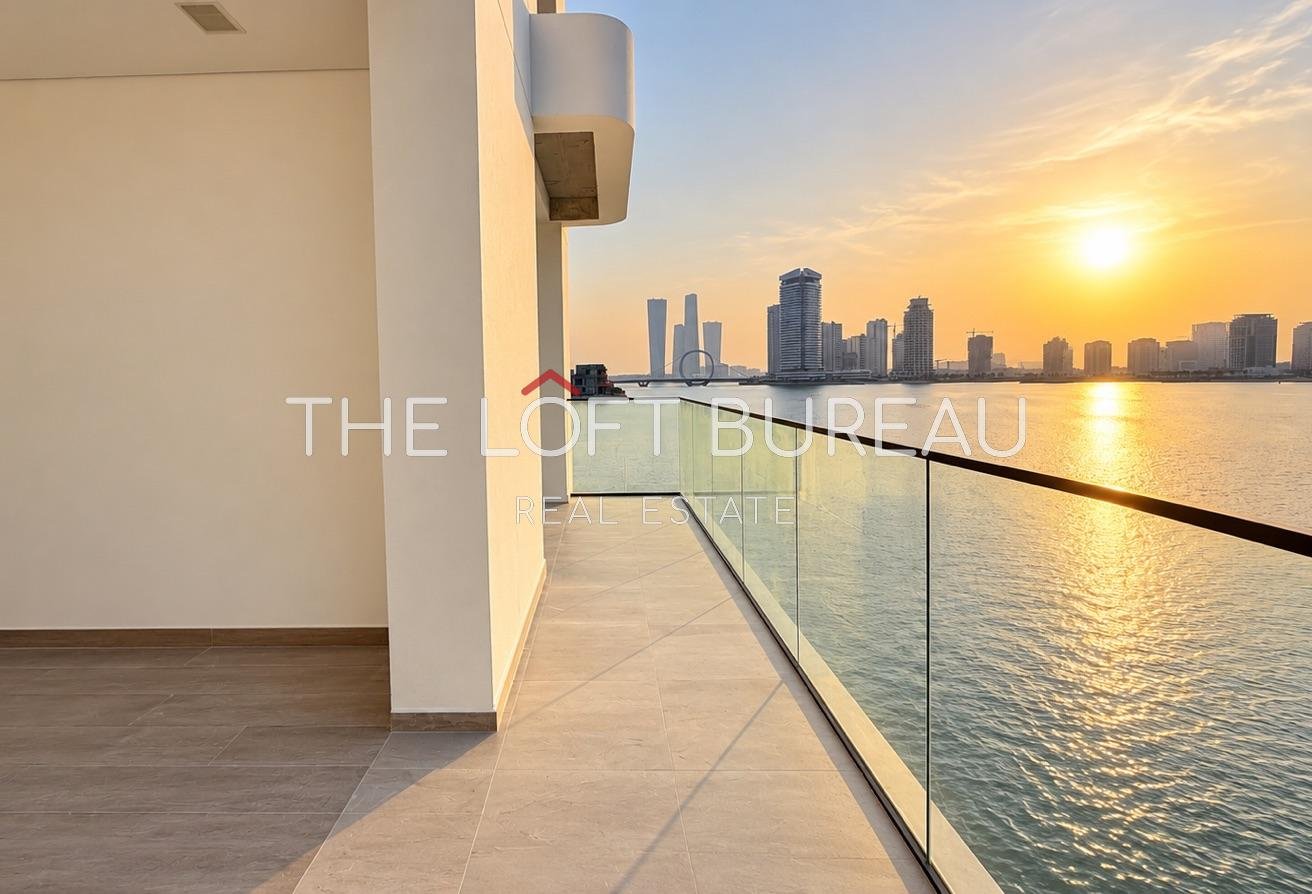 Luxury Waterfront Villas | Canal Views |9-Years PP