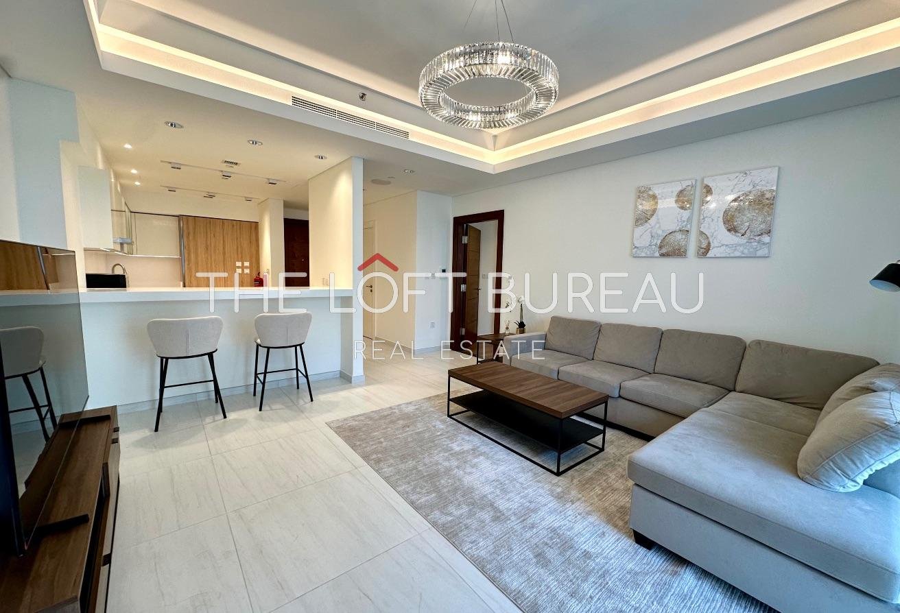 Fully Furnished 1BR | Modern Luxury | Balcony