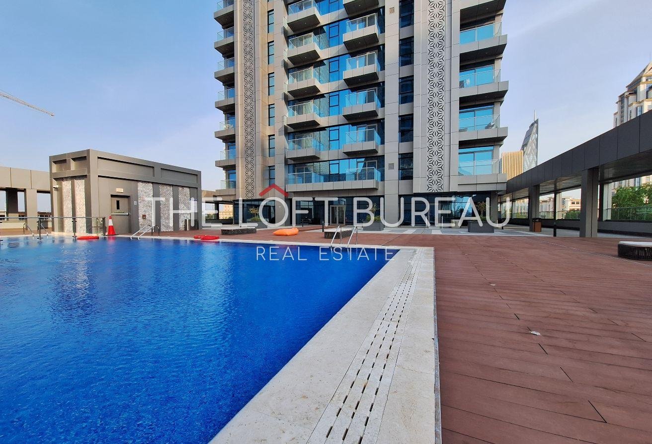 LUXURY MARINA LIVING | BRAND NEW 1BR | CITY VIEW
