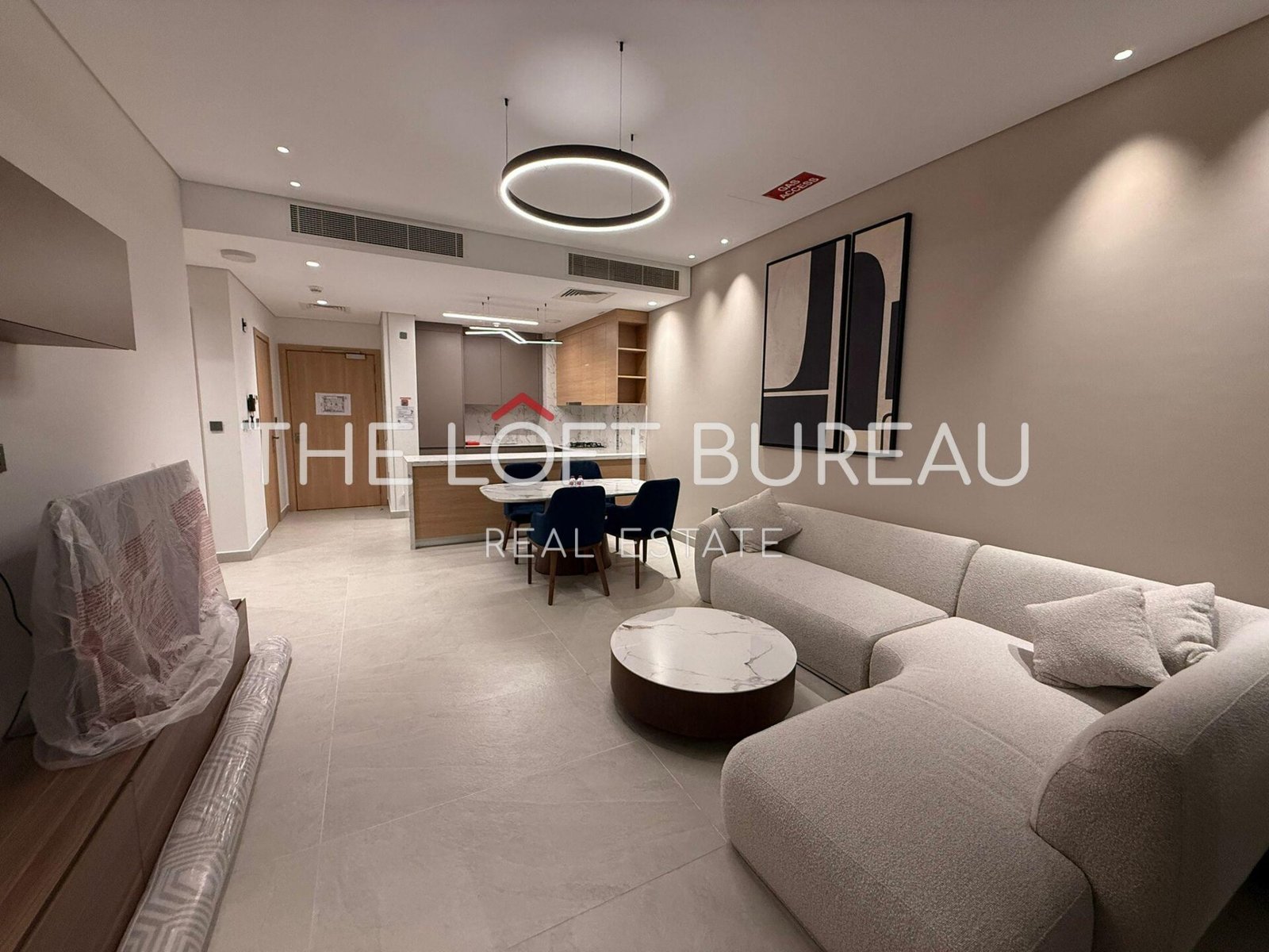 MODERN 1BHK | BILLS INCLUDED | BALCONY