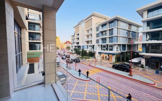 No Commission 1BR No Amazing Layout with nice view