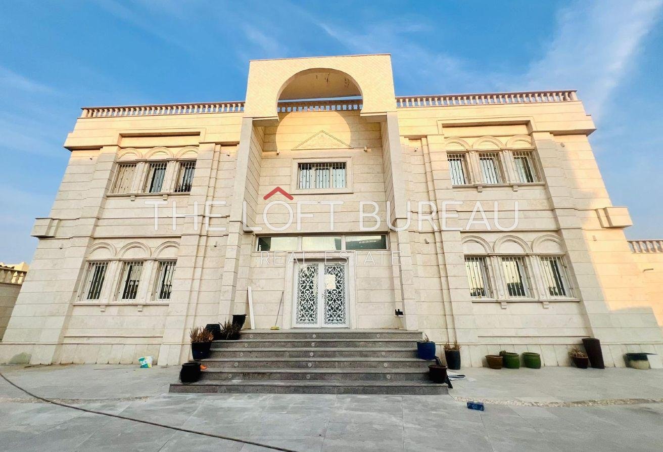 Home 8 FULLY RENOVATED VILLA || PREMUIM LOCATION