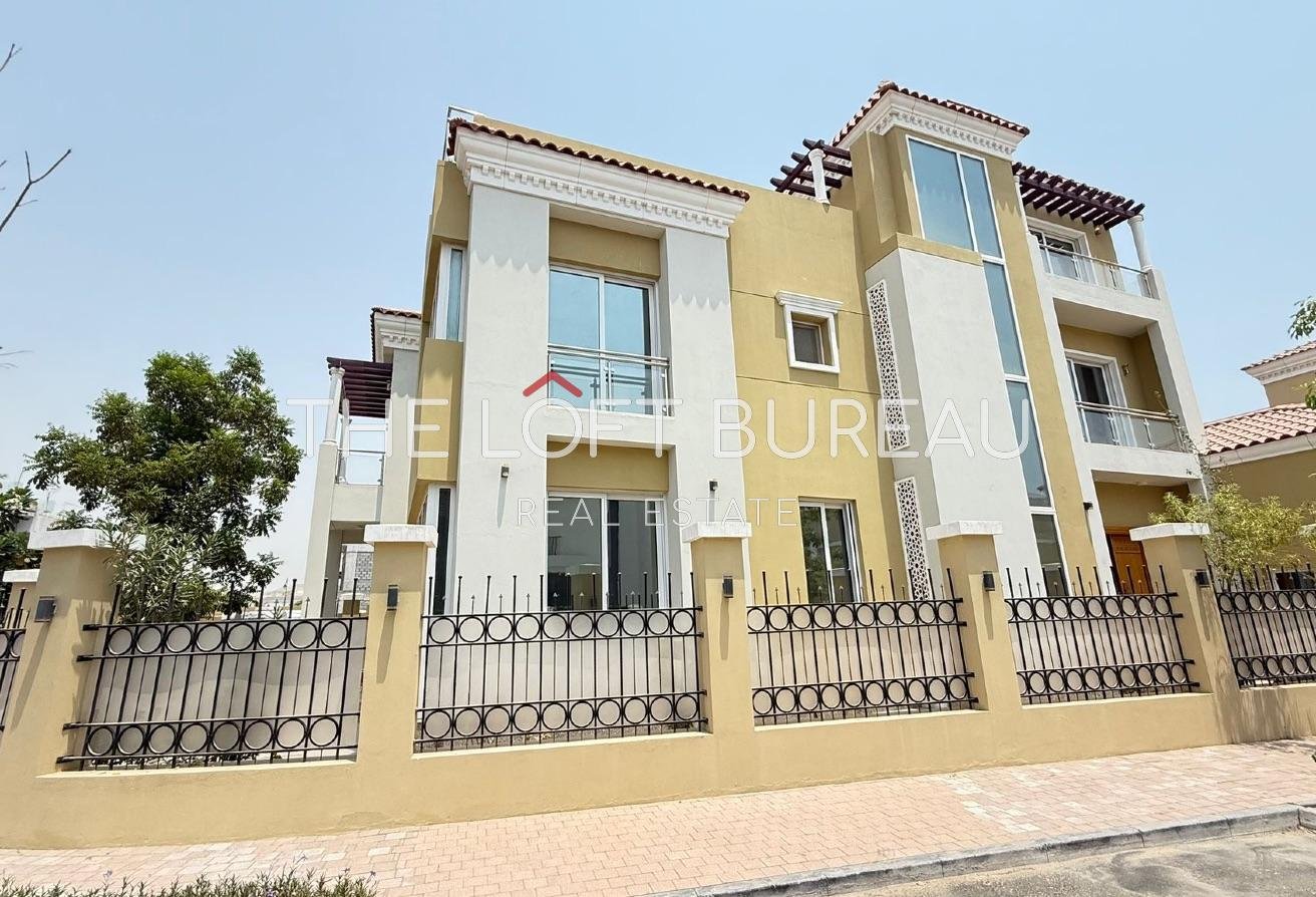 LUXURY VILLA|6 BEDROOM+MAID|JACUZZI|SPACIOUS|GARDN