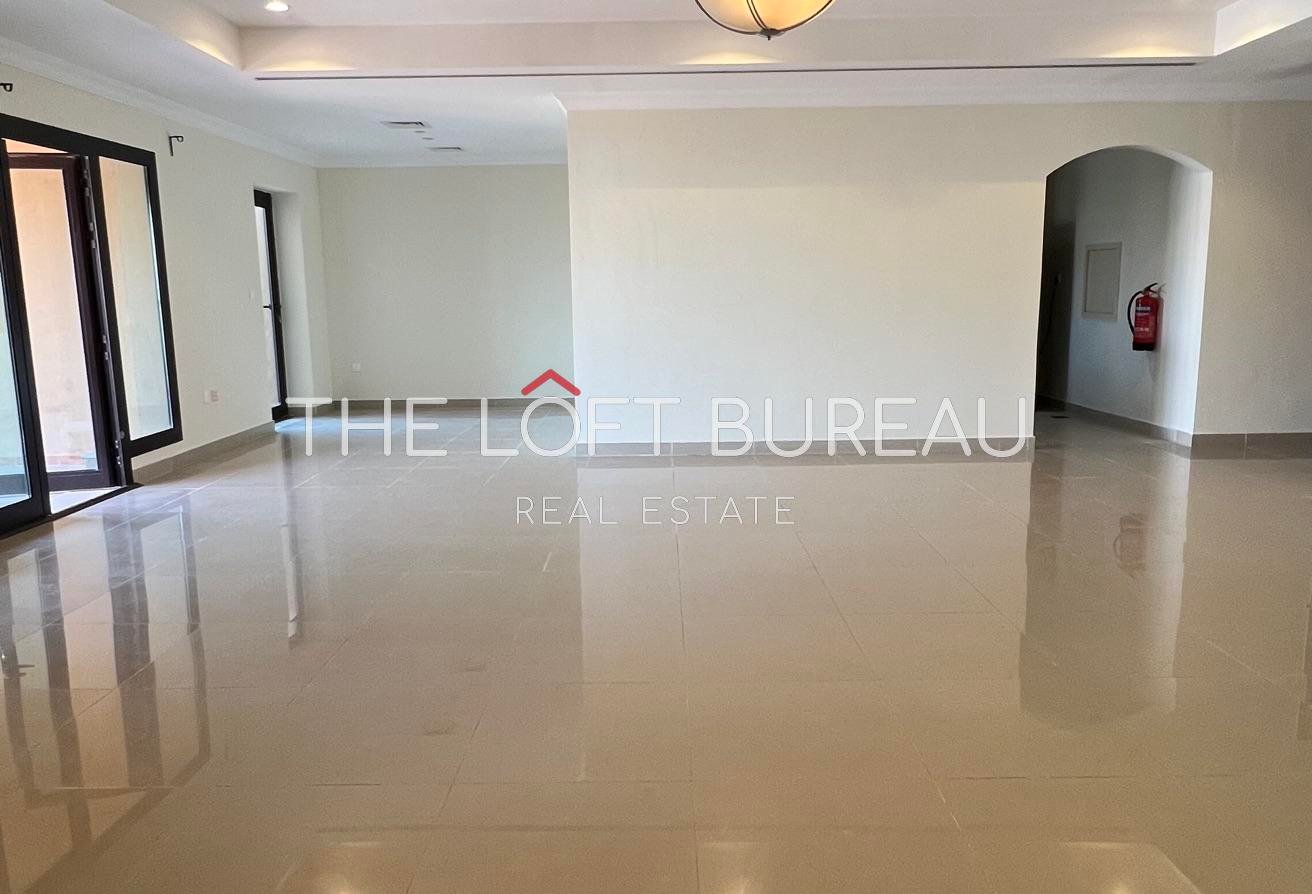 SAPCIOUS 2BHK | FULLY MARINA VIEW | 1 MONTH FREE