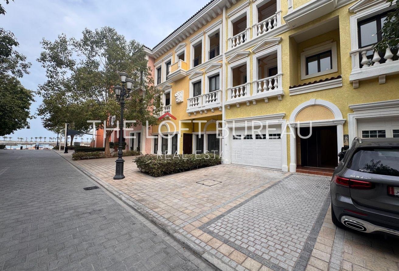 NO COMMISSION 2 BRS TOWNHOUSE BEACH ACCESS IN QQ |