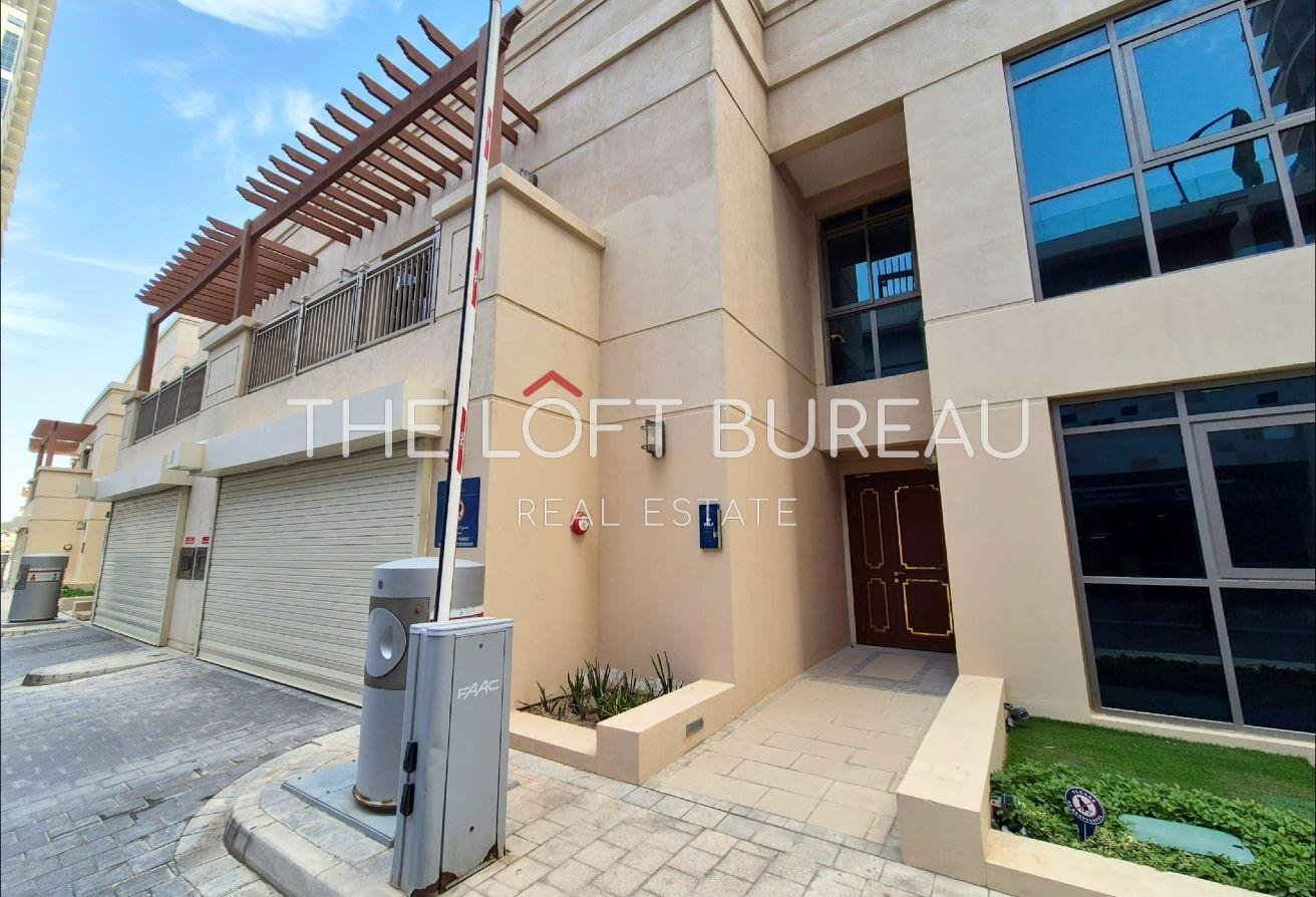 SEA VIEW VILLA | NO COMMISSION | BILLS INCLUDED