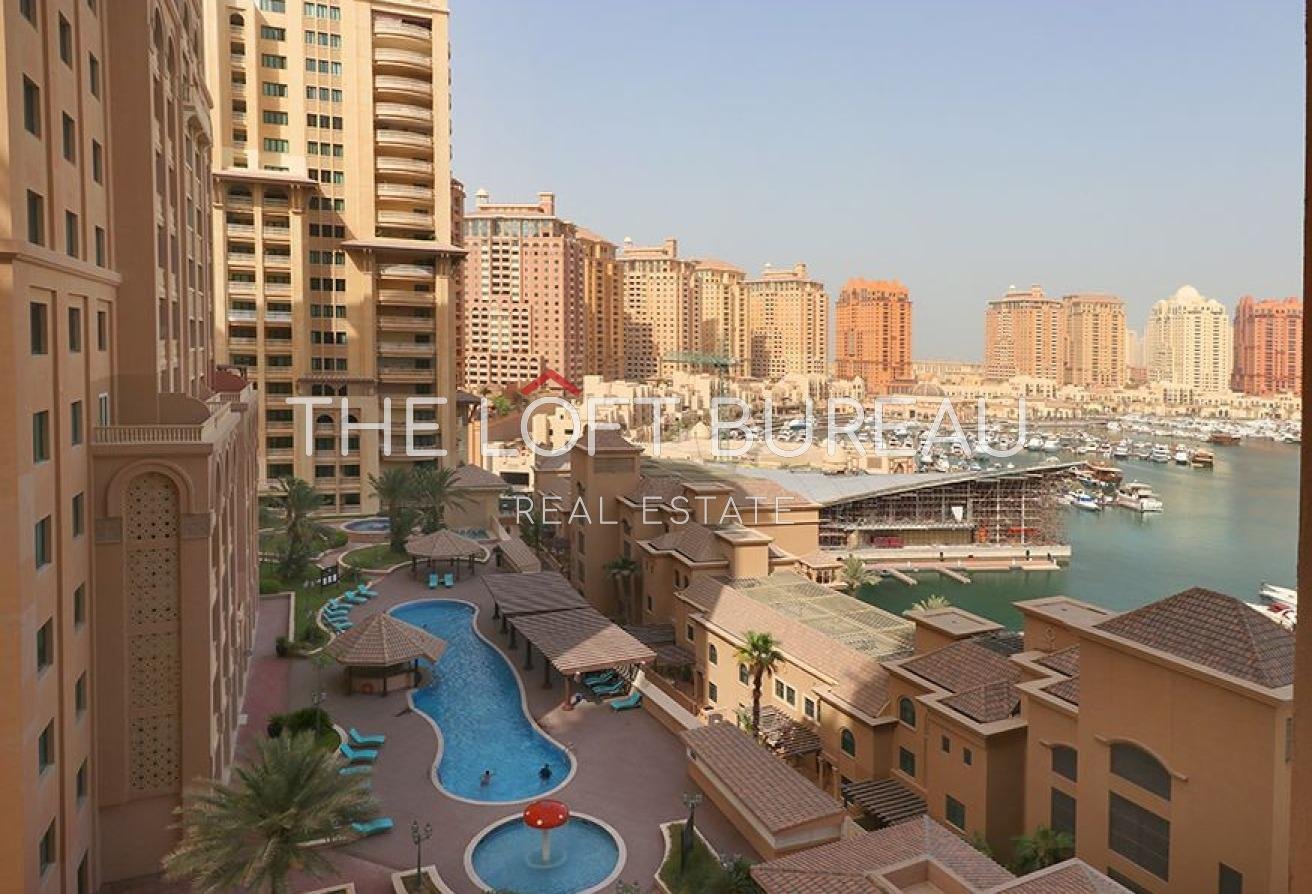BREATHTAKING MARINA VIEW | 2 BHK + HUGE BALCONY