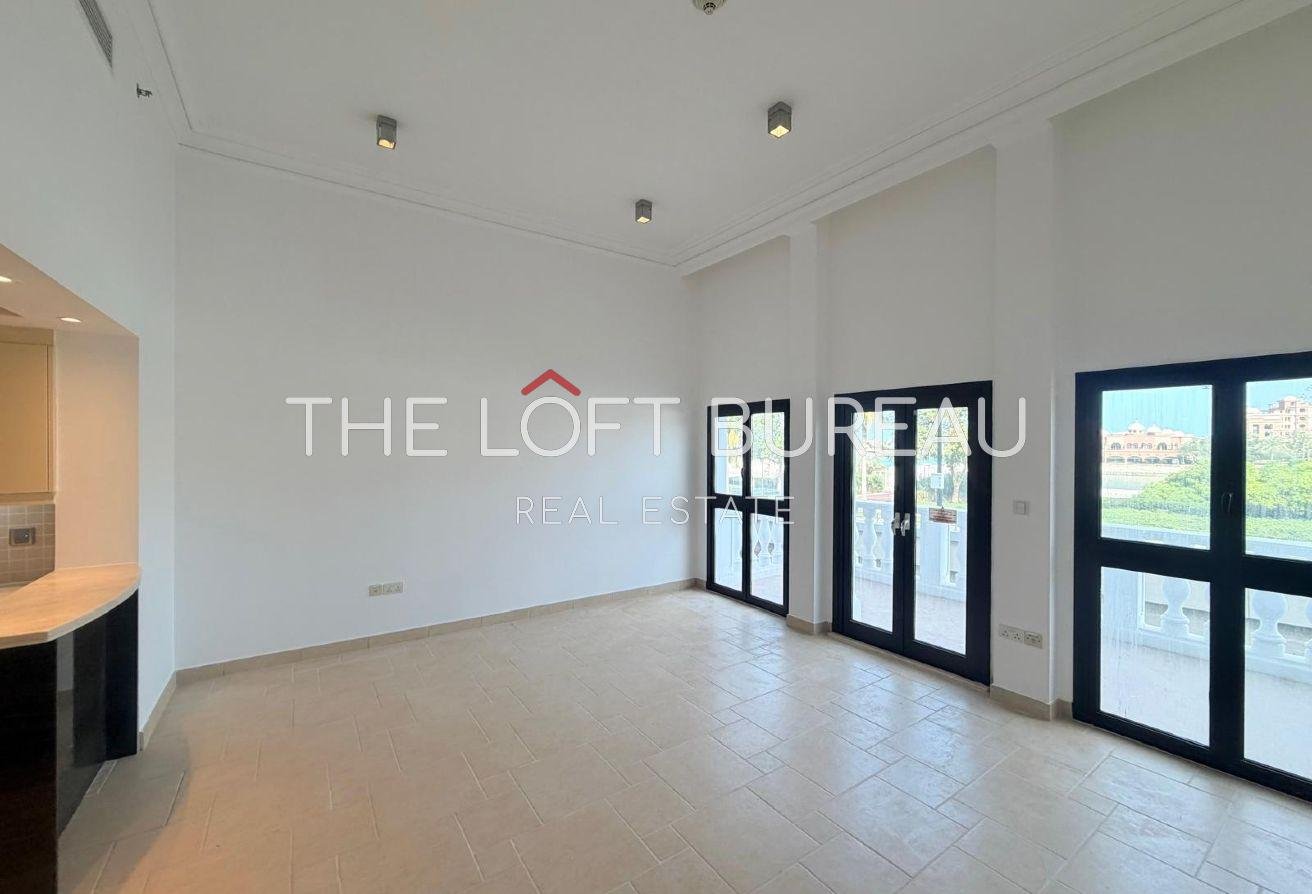 COZY 1 BEDROOM BY BEACH | SEA VIEW | MAINTAINED