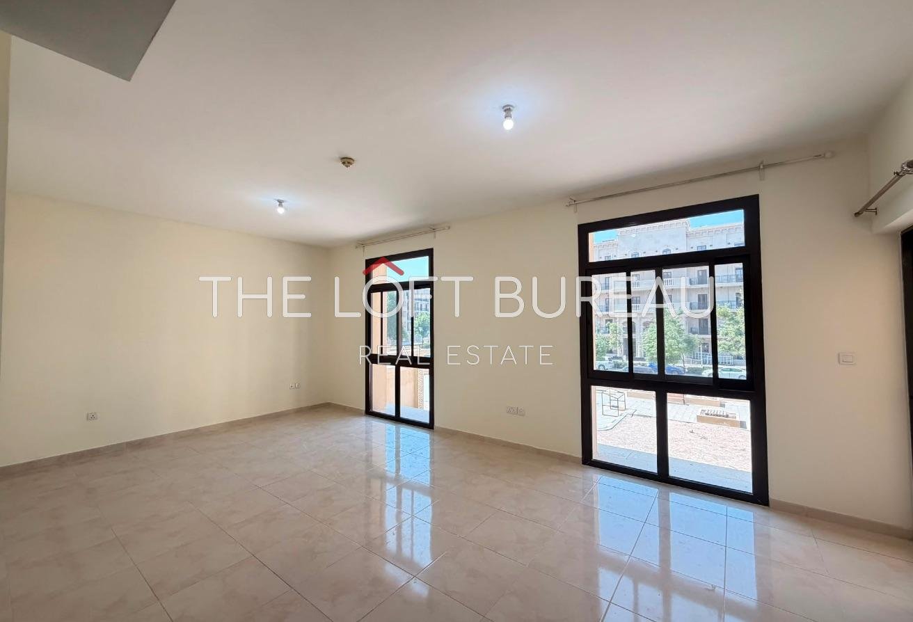 Semi Furnished 2 Bedrooms in Damac Fox Hills.