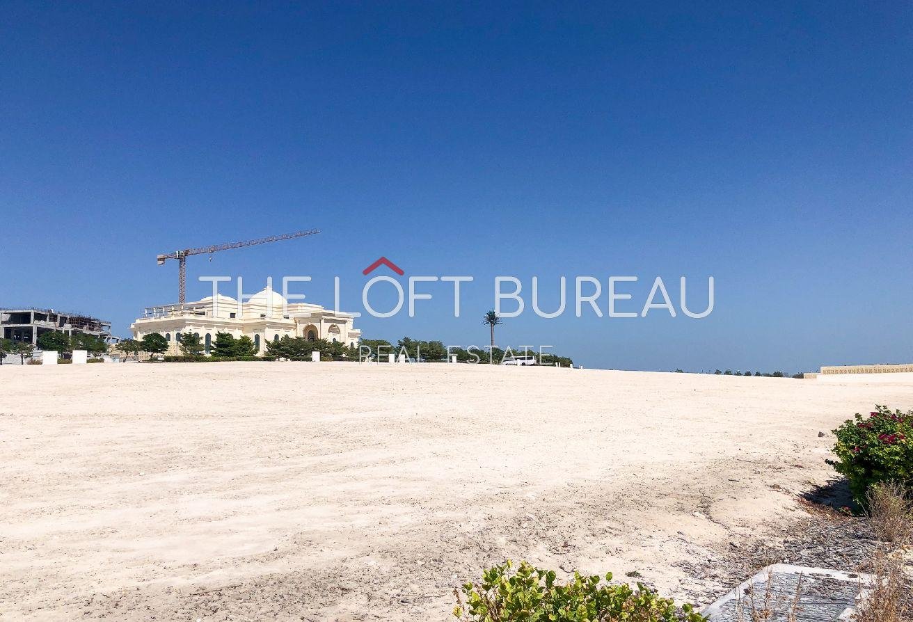 Land for Sale on Qetaifan Island. Private Beach