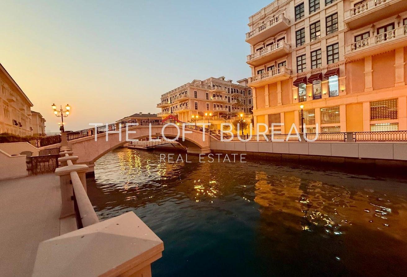 3 BEDROOMS+OFFICE | GARAGE | CANAL VIEW | BEACH