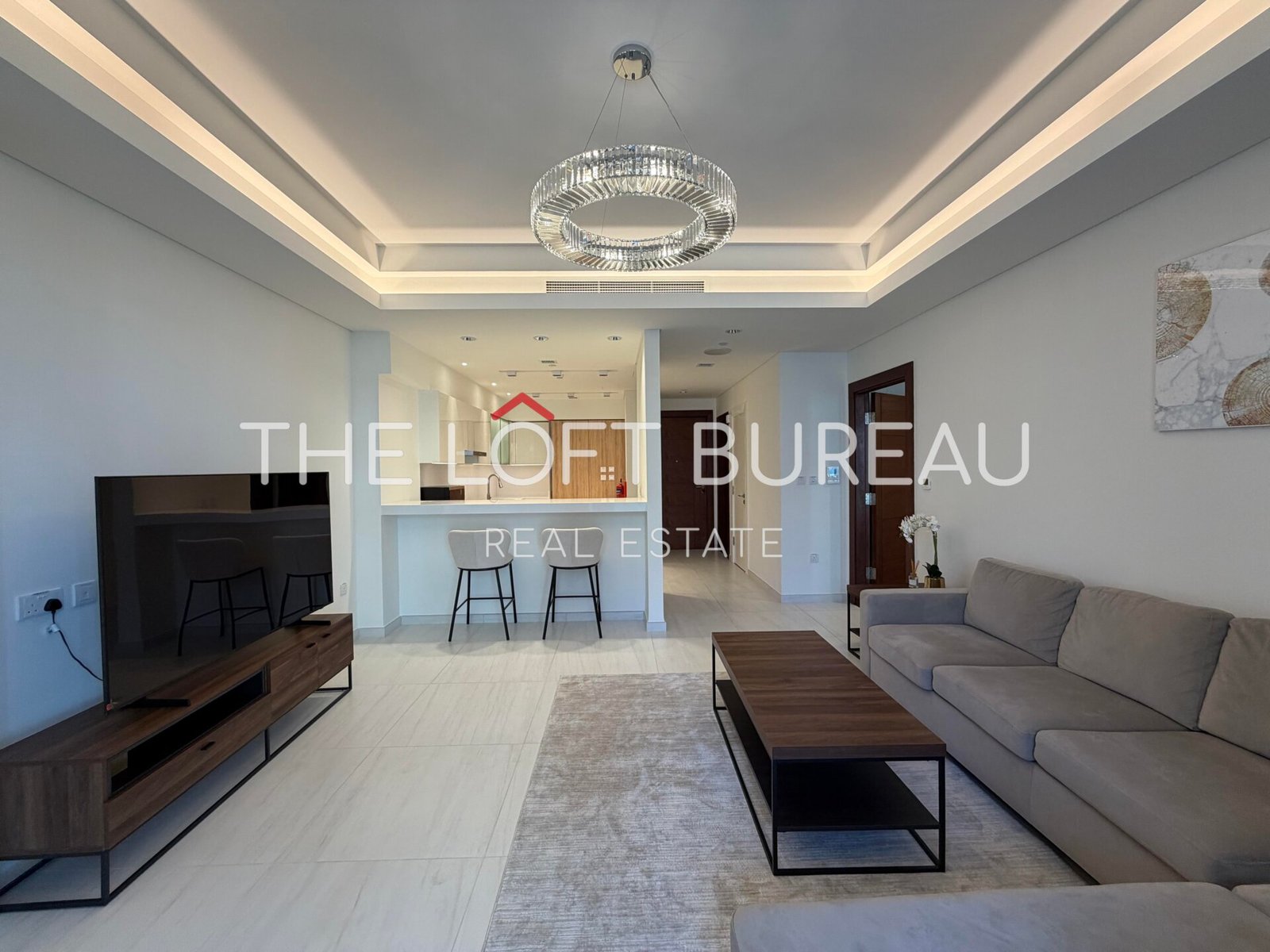 LUXURY MODERN 1BR || BALCONY || FURNISHED