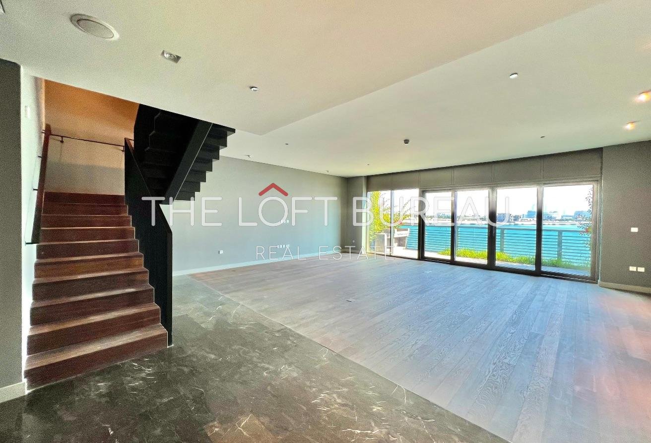 SEA VIEW TOWNHOUSE 3+Maid | No Commission | READY