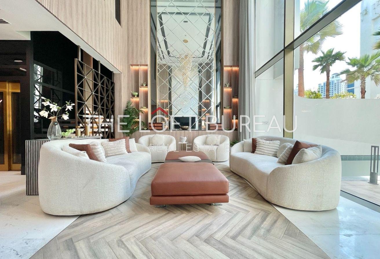 BRAND NEW I LUXURY I TITLE DEED I PRIVATE POOL