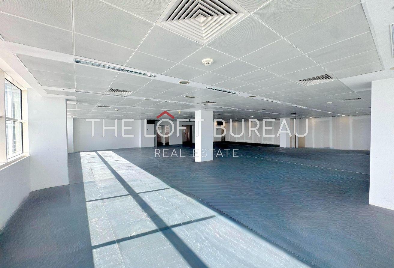 BILLS INCLUDED NO COMMISSION OFFICE SPACE