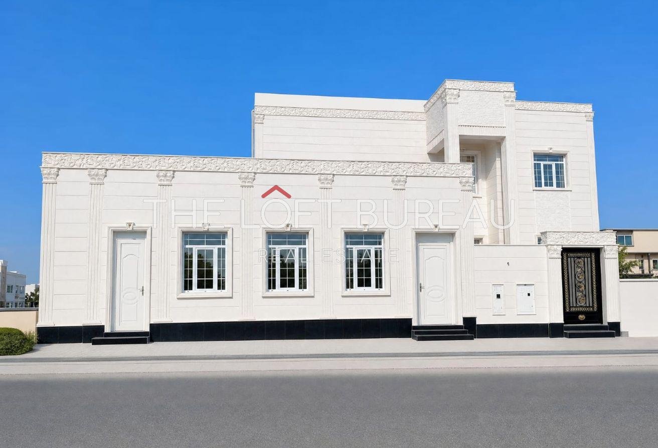 7 BR Villa with Private Pool in Al Muraikh