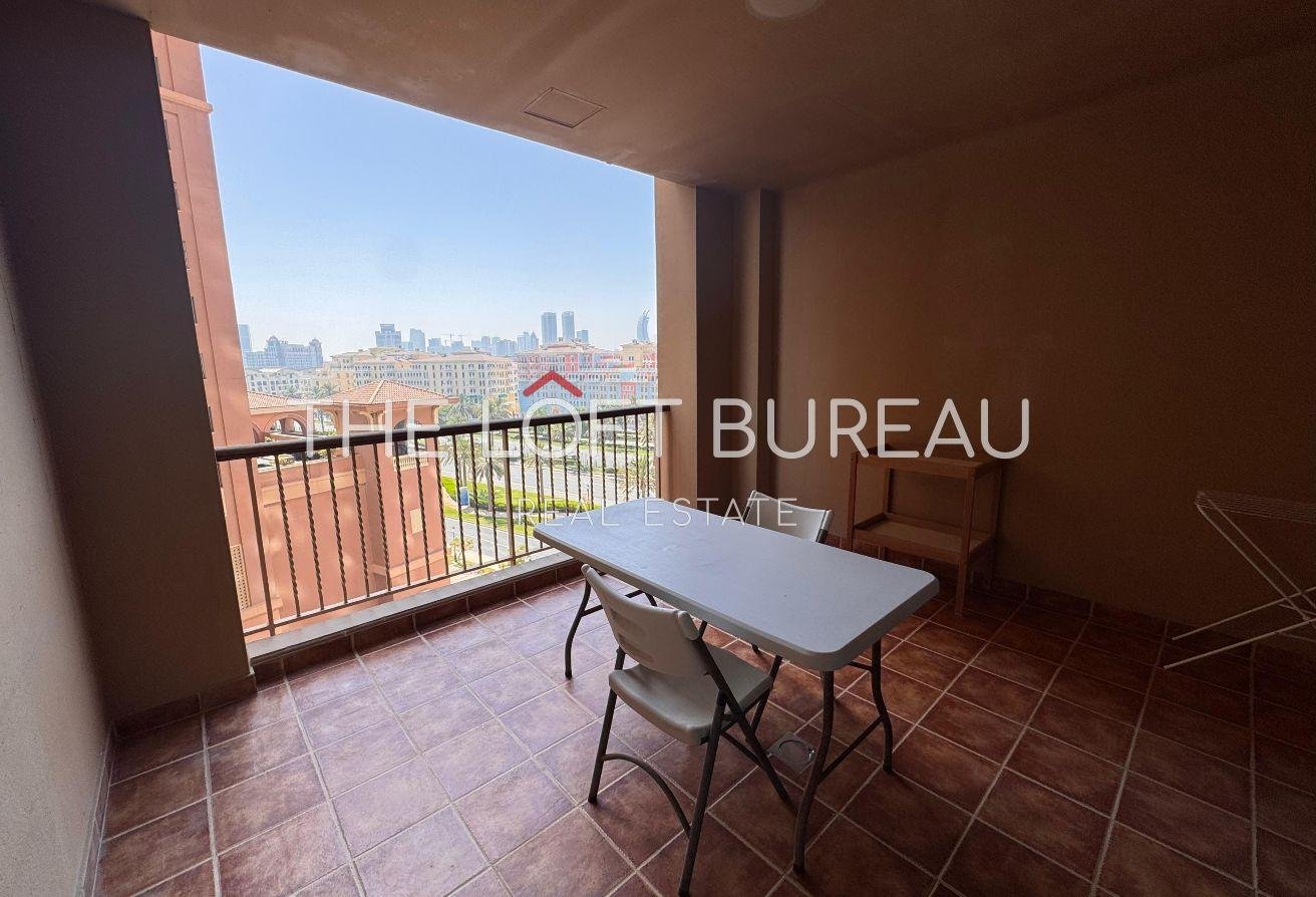 BILLS INCLUDED SPECIOUS 1 BEDROOM BALCONY BRIGHT
