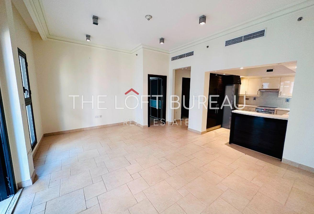 1 BEDROOM | SEMI FURNISHED | BEACH | SCHOOL