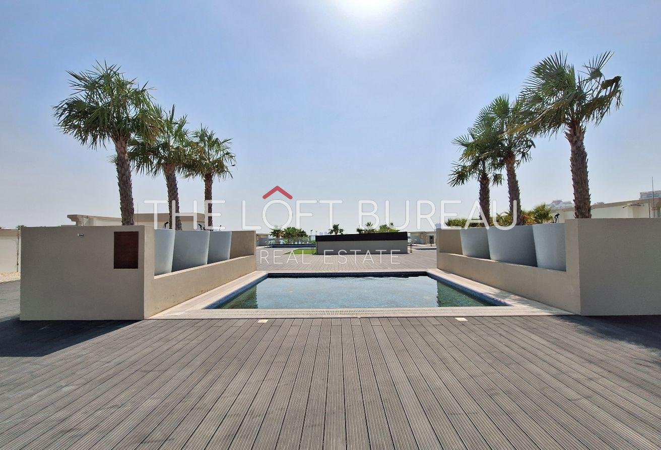 Home 8 LUXURY STUDIO FOR SALE IN LA PLAGE, THE PEARL