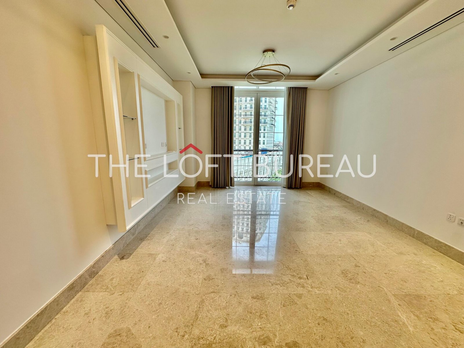 Luxury 2BHK + Maid | Semi Furnished | Floresta