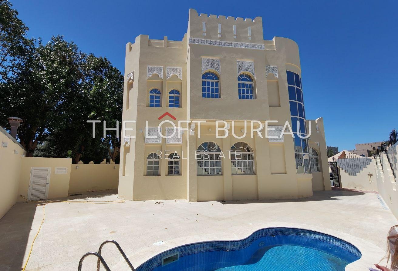 5BHK |460m²| Pool+Beach | WBL |30K