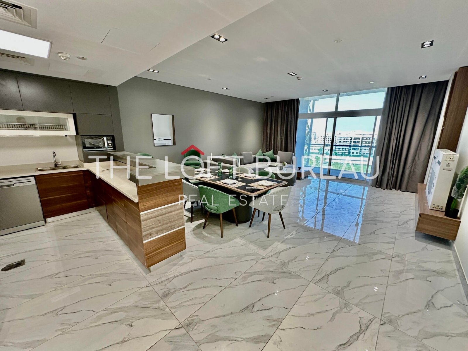 Modern 2BR | Big Balcony | Park View