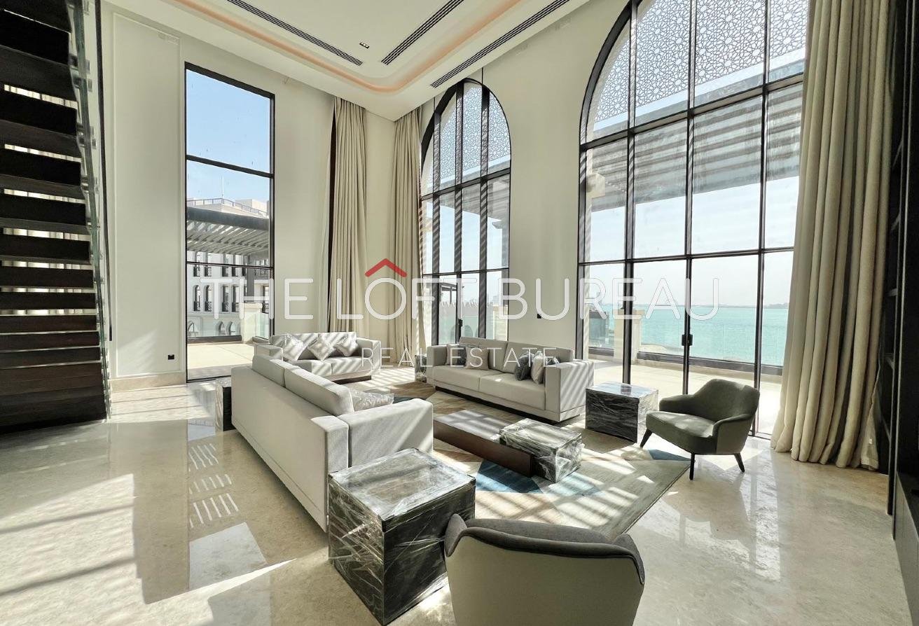 Home 10 Beachfront Duplex | Sea View | Lift | Huge Terrace