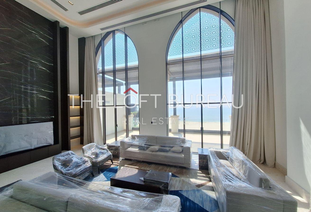 Ultra-Luxurious 3-Bedroom Waterfront Loft-Duplex