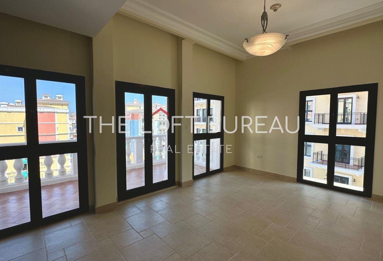 AC Free | No Commission | Big Layout | Terrace