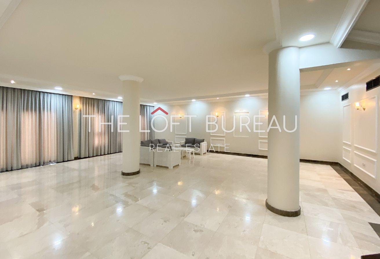 5 BEDROOM + MAID VILLA IN COMPOUND ROOM
