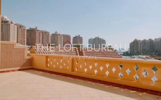 Premium 1-bedroom townhouse with an Office